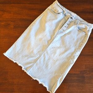 Light Wash Denim Women's Medium Jean Skirt